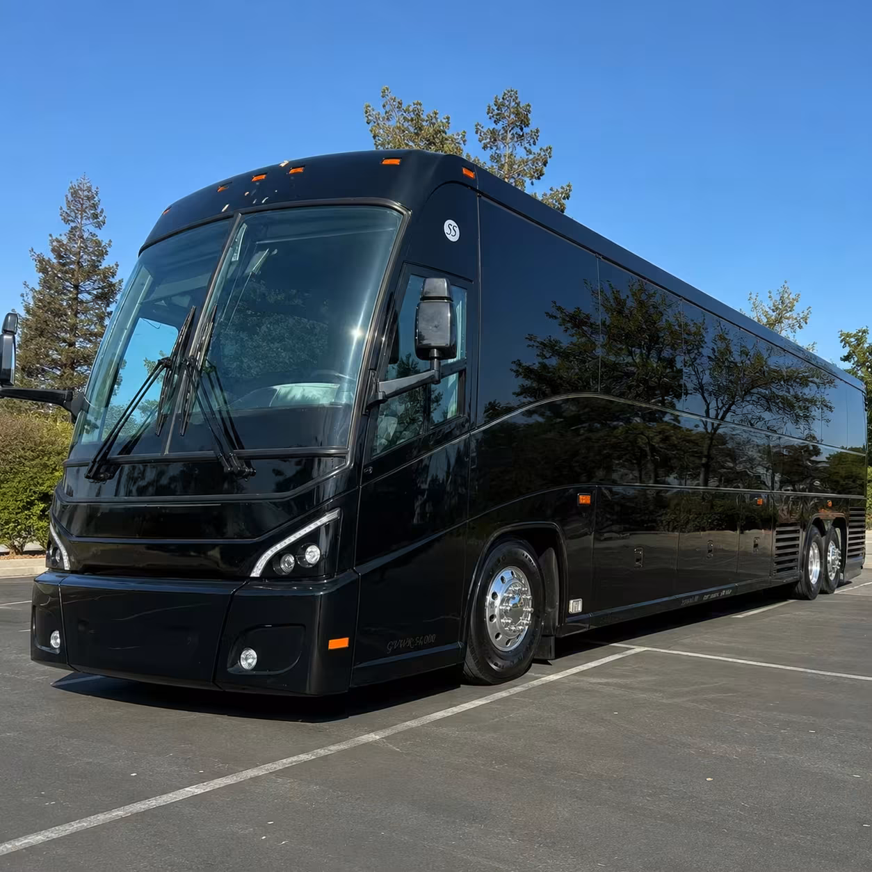 replace the car caravan with a fremont charter bus rental